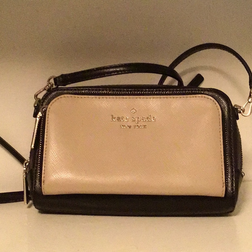 Kate Spade cross body purse/wallet